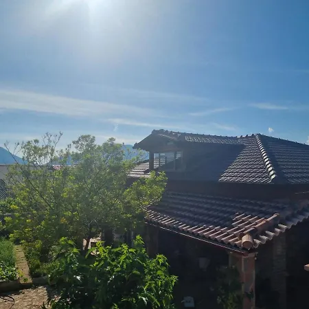 Villa Stone